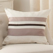 Gardin med moderna horisontella ränder