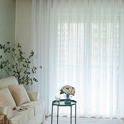 Vit tunn gardin med hank Bride