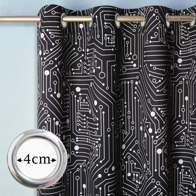 Gardin med mönster av kretskort