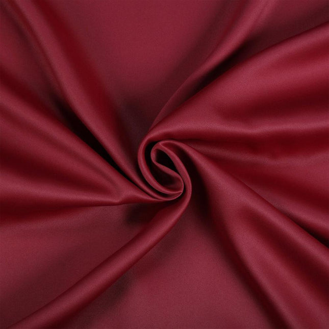 Enfärgad mörkläggningsgardin för total mörkläggning