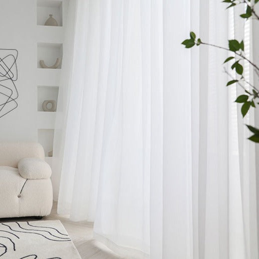 Vit tunn gardin med hank Bride