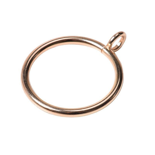 Gardinringar i metall med antik look