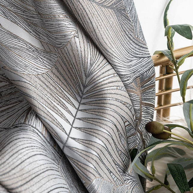 Mörkläggningsgardin Nirboa med lövmönster