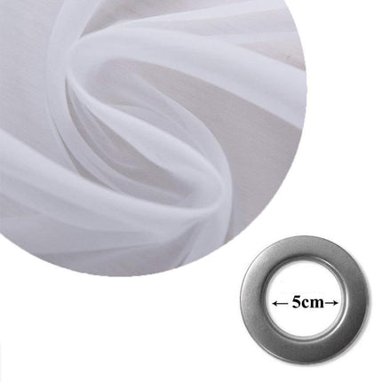 Tunn transparent utomhusgardin för pergola.