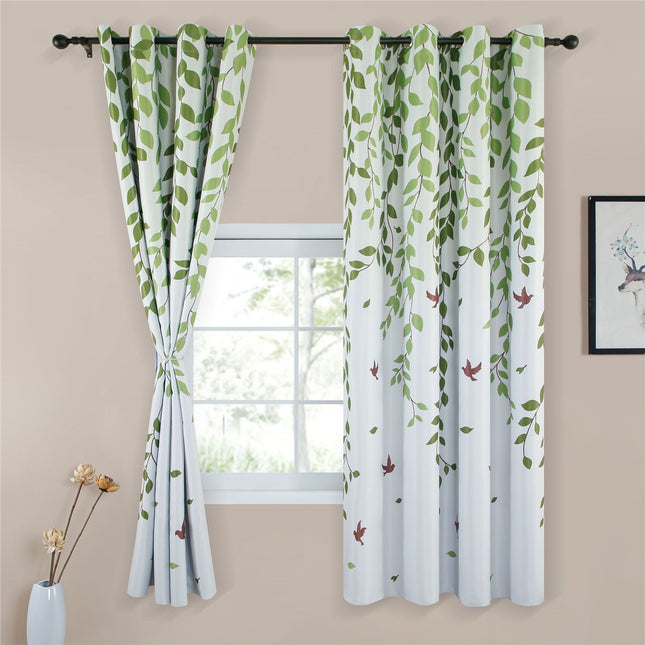 Gardin med mönster av blad och fåglar