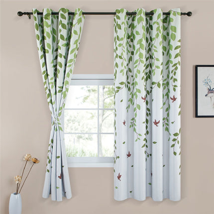 Gardin med mönster av blad och fåglar