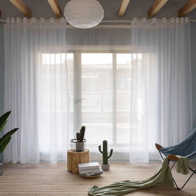 Vit tunn gardin med hank Bride