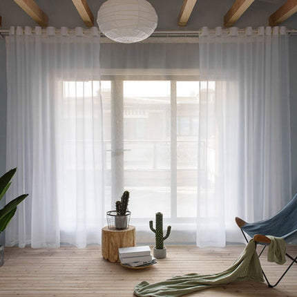 Vit tunn gardin med hank Bride