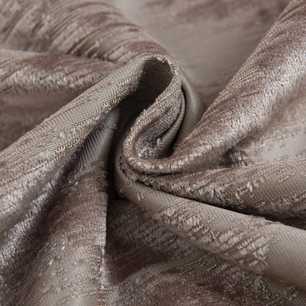 Taupe mörkläggningsgardin med abstrakt mönster