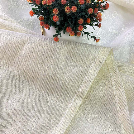 Skimrande tunn gardin i lurex