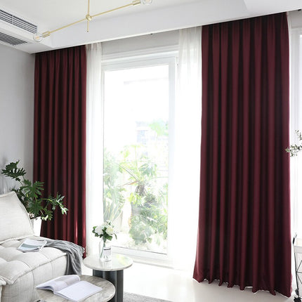 Vinröd mörkläggningsgardin för vardagsrum Tisto