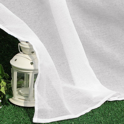 Ljusgrå utomhusgardin i skir linnestruktur