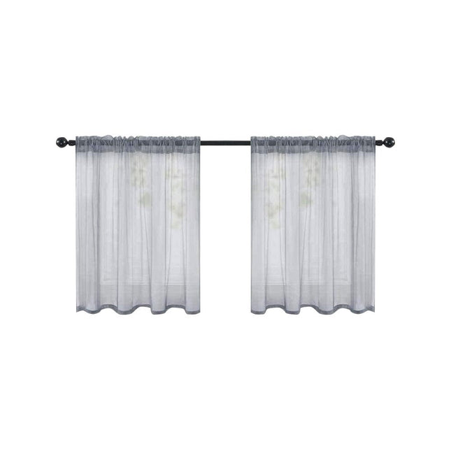 Vit kort cafégardin för köksfönster