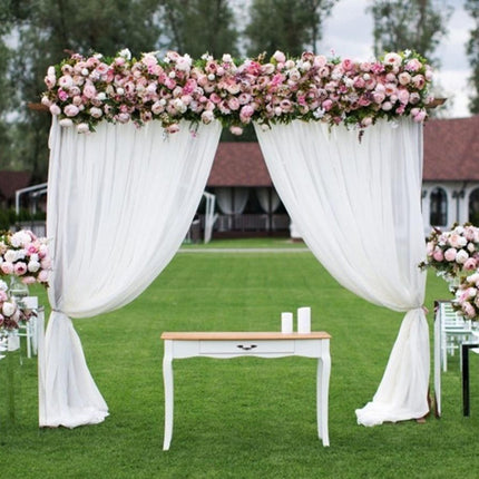 Vit voilegardin för fest och bröllop