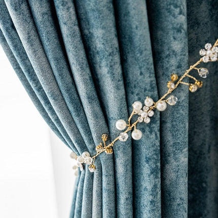 Mörkläggningsgardin i lyxig krossad sammet