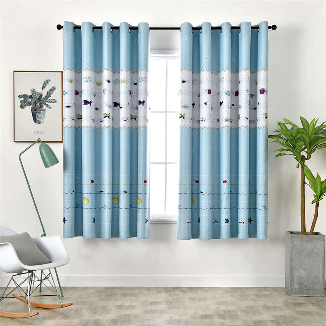 Barnrumsgardin med färgglada fiskar