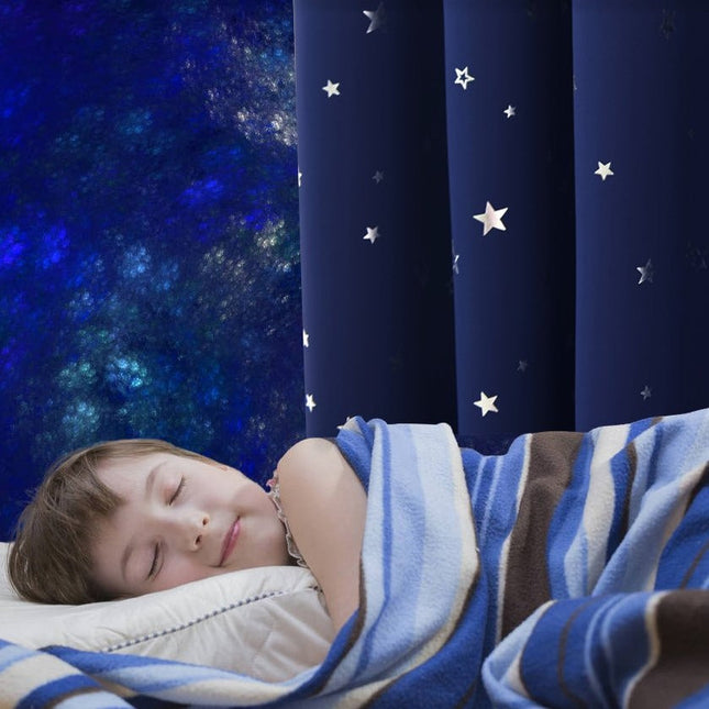 Rosa mörkläggningsgardin med stjärnor