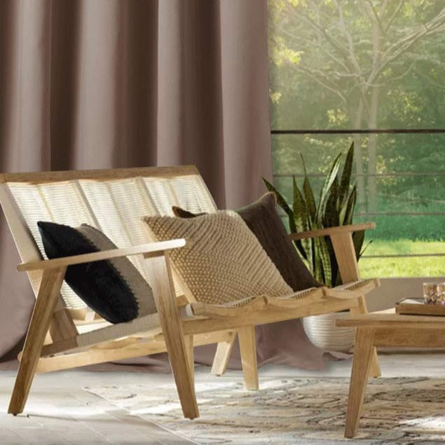 Brun utomhusgardin för altan