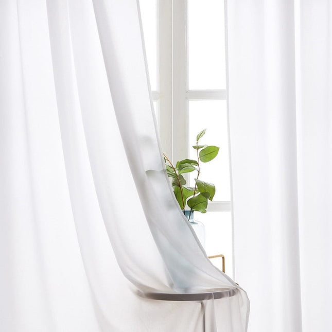 Ljusfiltrerande vit tunn gardin Milano