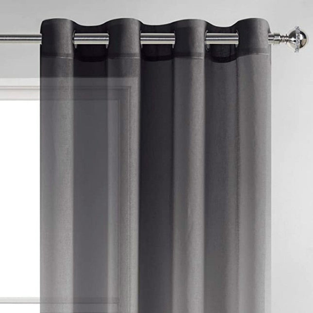 Tunn gardin med svartvit ombre-effekt