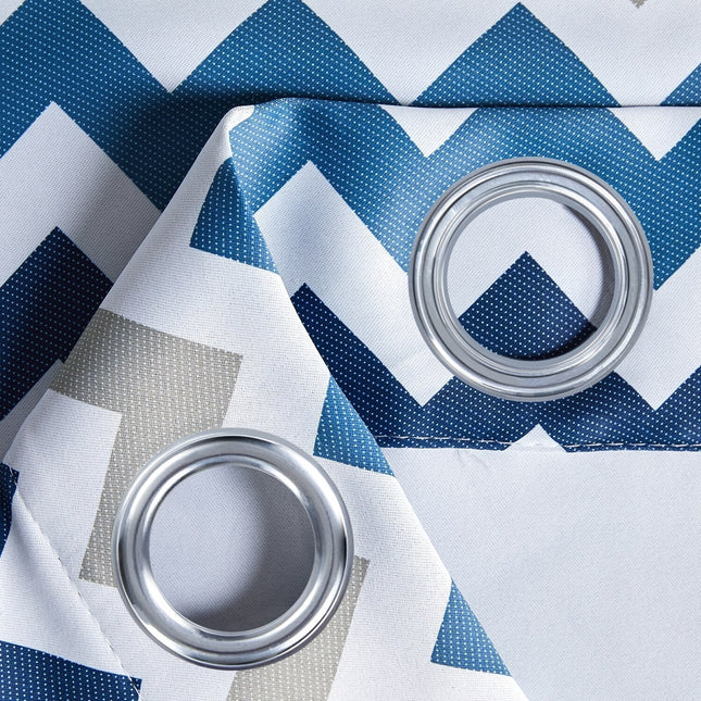 Blå mörkläggningsgardin Penedo med chevron