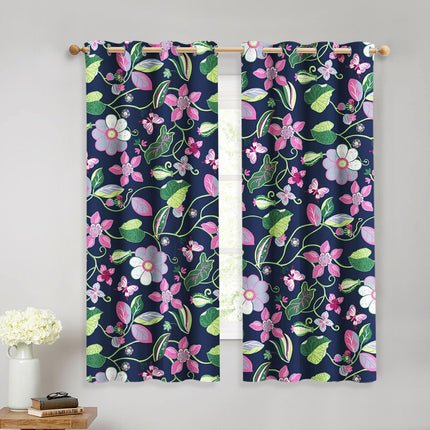 Mörkblå gardin med färggrant blommönster
