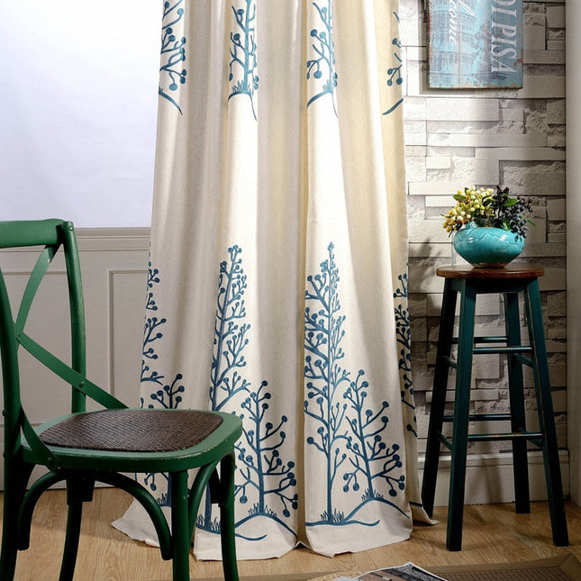 Broderad mörkläggningsgardin i linnelook