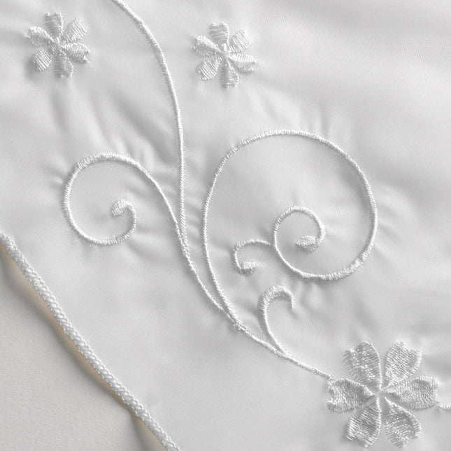 Hissgardin med broderi för köksfönster