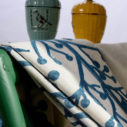 Broderad mörkläggningsgardin i linnelook