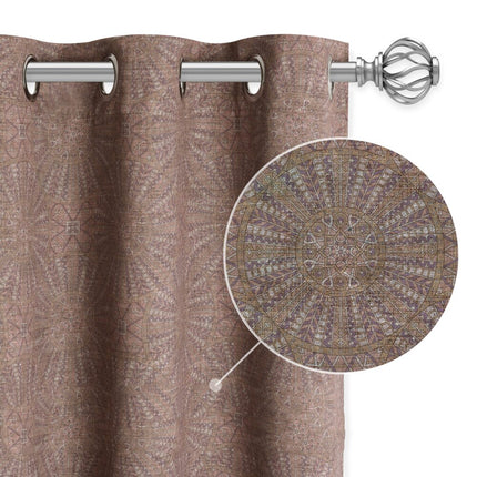 Mönstrad mörkläggningsgardin för sovrum