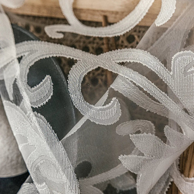 Mintgröna mörkläggningsgardiner med textur