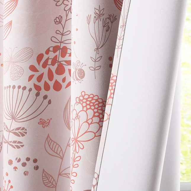 Mönstrad gardin med botaniskt motiv Rubirone