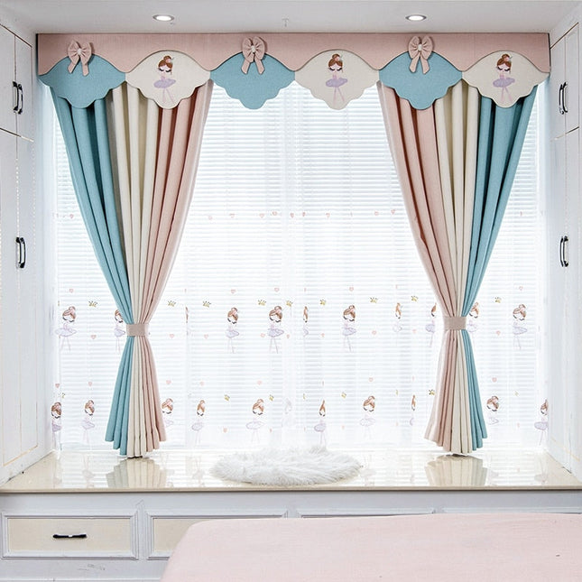 Tunn gardin för barnrum med ballerinor