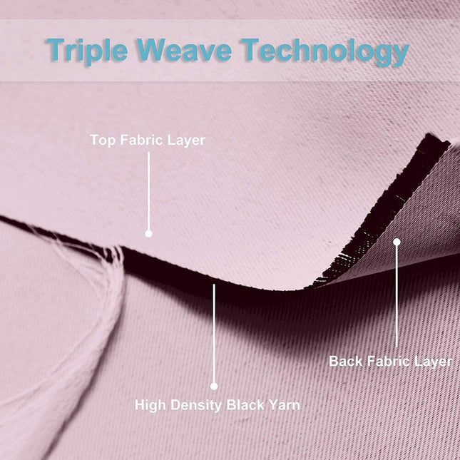 Enfärgad mörkläggningsgardin med moderna öljetter