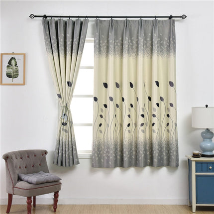 Mönstrad gardin med moderna blad