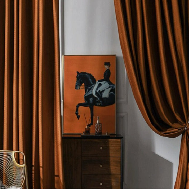 Gardin med präglat vävt mönster