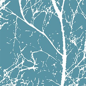 Mönstrad utomhusgardin med grenmotiv