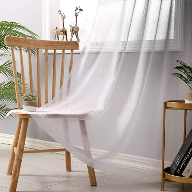 Tunn gardin med svartvit ombre-effekt