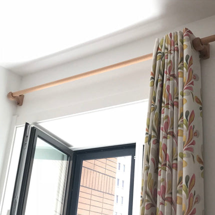 Gardinstång i ljust trä Woody