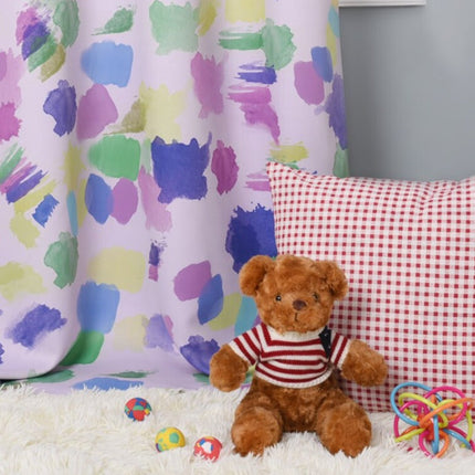 Färgglad barngardin med abstrakt mönster