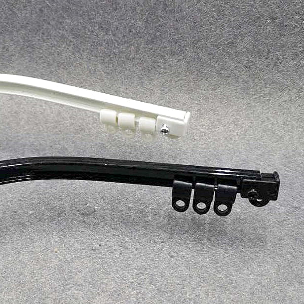 Vit böjbar gardinskena Gusano