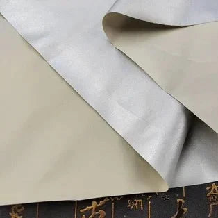 Svart mörkläggningstyg med silverbaksida