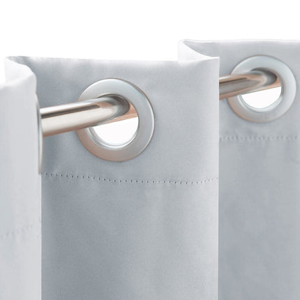 Enkel vit utomhusgardin med öljetter