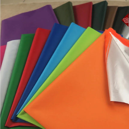 Collection image for: Blåa Gardiner