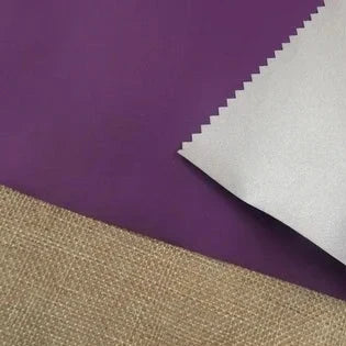 Svart mörkläggningstyg med silverbaksida