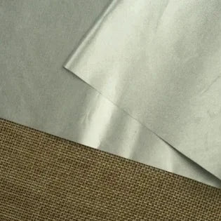 Svart mörkläggningstyg med silverbaksida