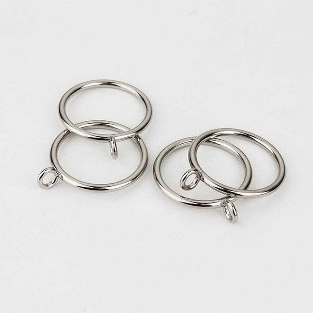 Gardinringar i metall med antik look