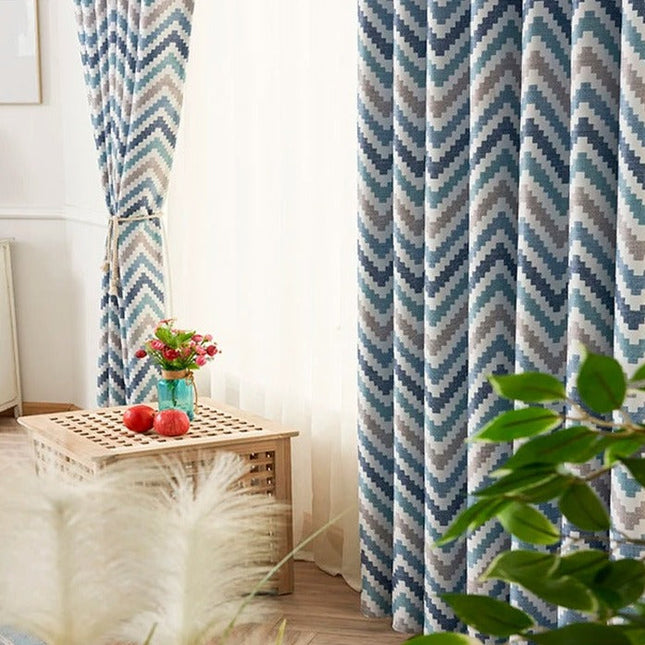 Blå mörkläggningsgardin Penedo med chevron