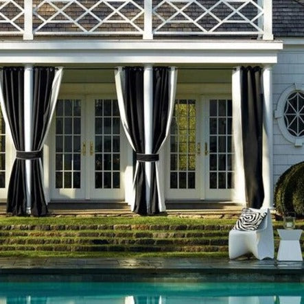 Vattentät mörkläggande utomhusgardin.