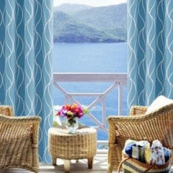 Mönstrad utomhusgardin med vågor